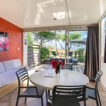 Отель Belambra Clubs - Pineto