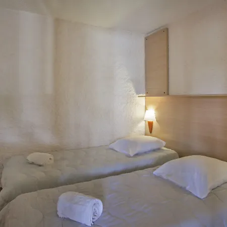 Belambra Clubs - Pineto Отель