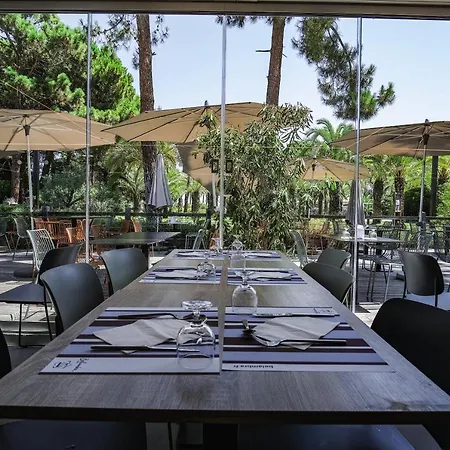 酒店 Belambra Clubs Borgo - Pineto 3*