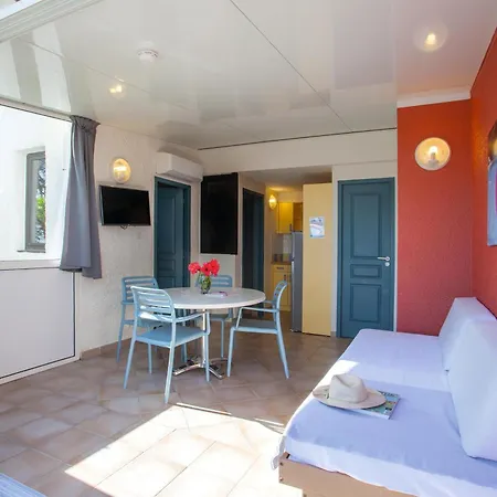 Hotel Belambra Clubs Borgo - Pineto 3*