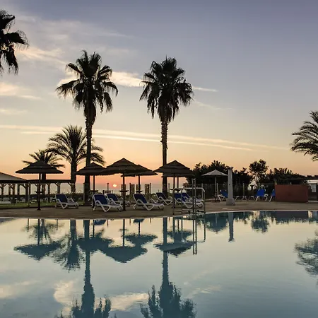 Hotel Belambra Clubs - Pineto 3*